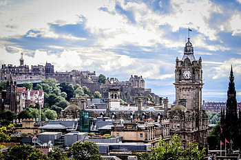 Edinburgh Skyline, Royal charm, Scottish heritage, Exciting adventure HD wallpaper