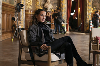 Irma Vep , Set premiere date, Alicia Vikander led, HBO drama HD wallpaper