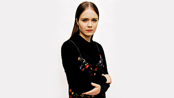 Celebrity, Hera Hilmar, actress, cross armed, black dress HD wallpaper