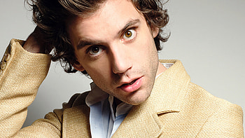 Mika, Musical prodigy, Iconic artist, Tunefind treasure HD wallpaper