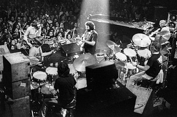 Grateful Dead music, The Last Waltz, Musical nostalgia, Virtual concert experience HD wallpaper