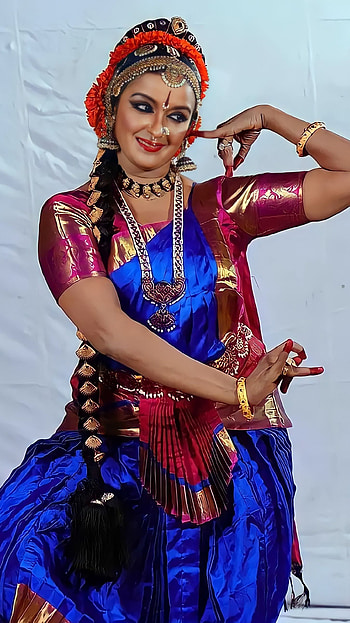 Shalu Menon, malayalam actress HD phone wallpaper