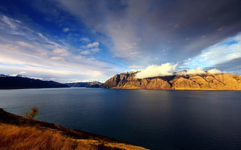 Lake Hawea, New Zealand HD wallpaper
