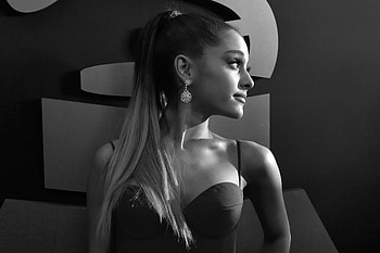 Ariana Grande, Monochrome , Background , Black and white HD wallpaper