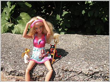 Intent, doll, evil, barbie, choice, good, rock HD wallpaper