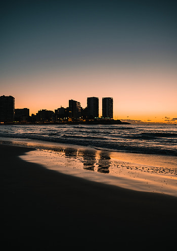 Sea, Twilight, Beach, City, Building, Dark, Dusk HD phone wallpaper