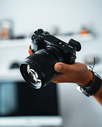 Hand, Lens, Technologies, Technology, Camera, Optics HD phone wallpaper