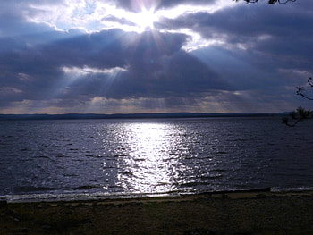 Lake Of Rays, graphy, Lake, Nature, Clouds, Sky, Sun Rays HD wallpaper