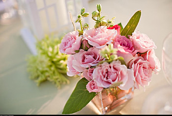 Real LOVE, roses, vase, square, romance, pink, light, love, green, glass, forever HD wallpaper