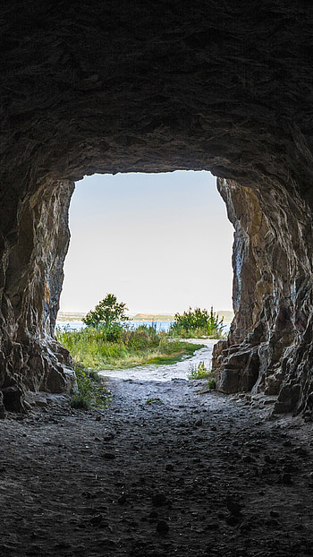 Cave, Moutain Cave, mountain cave HD phone wallpaper