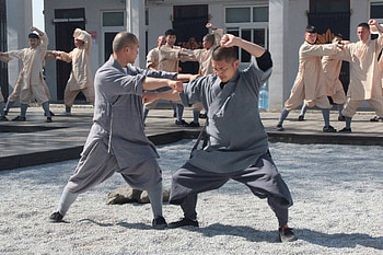 Shaolin Kung Fu training, Dengfeng city, Physical practice, Cultivate inner strength HD wallpaper