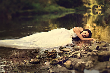 Smiling Angel, white, smiling, angel, dress, forest, stream HD wallpaper
