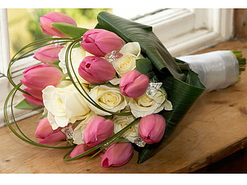 bouquet, tulip, gentle, graphy, roses, harmonious, beautiful, tulips, nice, elegant, rose, flower, cool, flowers HD wallpaper