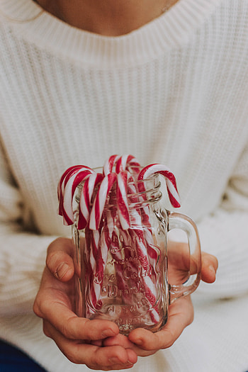Holidays, Candies, Bank, Hands, Jar, Lollipops HD phone wallpaper
