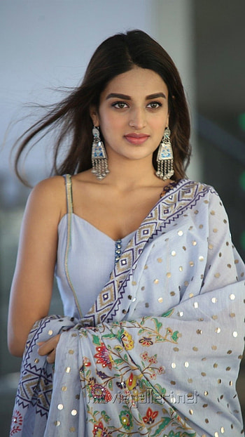 Tamil Heroine, Niddhi Agrawal, Heroine HD phone wallpaper