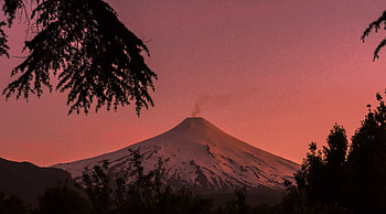 Villarica Volcano Pucon Chile Coverd In Snow , mountains, nature, snow, volcano HD wallpaper