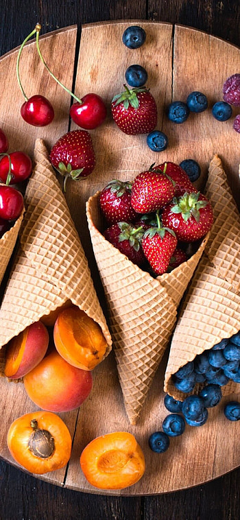 Waffle cones, Berries HD phone wallpaper