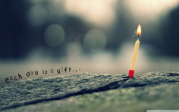 each day is a gift, street, candale, ab, message HD wallpaper