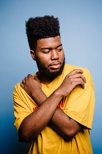 Khalid, Rising artist, Musical talent, Soulful voice HD phone wallpaper
