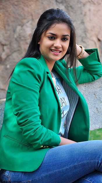 Keerthi Suresh, Actress HD phone wallpaper