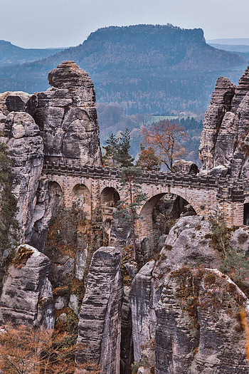 Mountains, Architecture, Rocks, Miscellanea, Miscellaneous, Bridge, Stone, Arched HD phone wallpaper