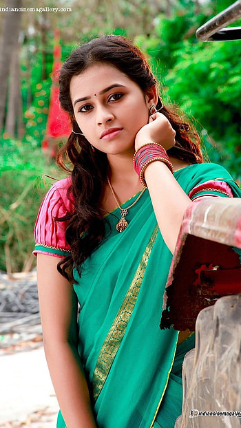 Sri Divya, Heroine, Sri Divya Tollywood HD phone wallpaper