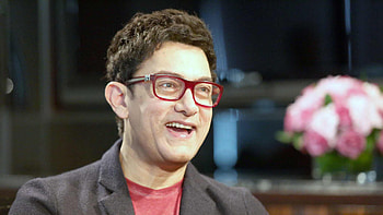 Aamir Khan in China, Bollywood ambassador, Cultural bridge, Global recognition HD wallpaper
