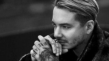 Maluma, Popular singer, Music sensation, Charismatic HD wallpaper