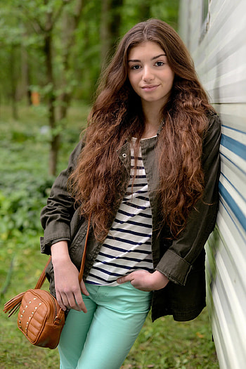 Mimi Keene, Eastenders, Cindy Williams, Glam transformation HD phone wallpaper