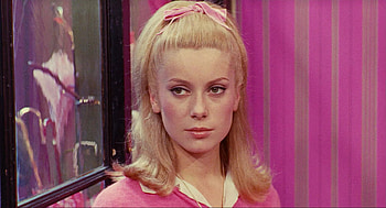 Catherine Deneuve, Small rooms HD wallpaper