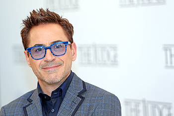 Robert Downey Jr., Movie star, Iron Man, Hollywood icon HD wallpaper