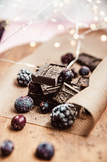 Chocolate, Food, Desert, Berries, Garland HD phone wallpaper