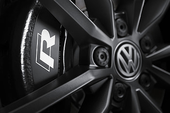 Volkswagen T-Roc R, Powerful performance, Bold styling, High-performance brakes HD wallpaper