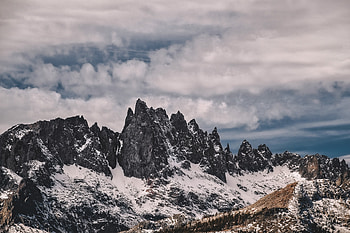 Mountains, cliffs, nature, clouds HD wallpaper