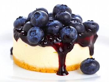 Blueberry Cheesecake, dessert, blueberry, delicious, fruit, fruits, , food HD wallpaper