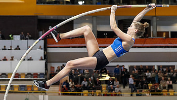 Femke Pluim, Pole Vaulting HD wallpaper