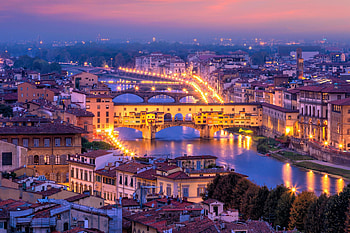 Ponte Vecchio, Arno river bridge, Italy HD wallpaper