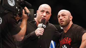 Joe Rogan, Spotify's action, Neil Young dispute, Music industry clash HD wallpaper