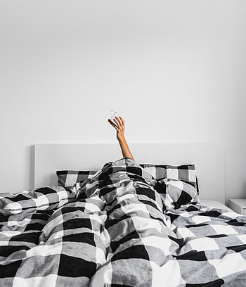 Hand, Cup, Minimalism, Morning, Bed, Mug HD phone wallpaper