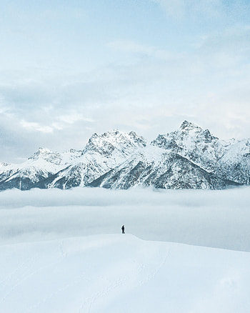 Mountains, Snow, Silhouette, Miscellanea, Miscellaneous, Human, Person, Loneliness HD phone wallpaper