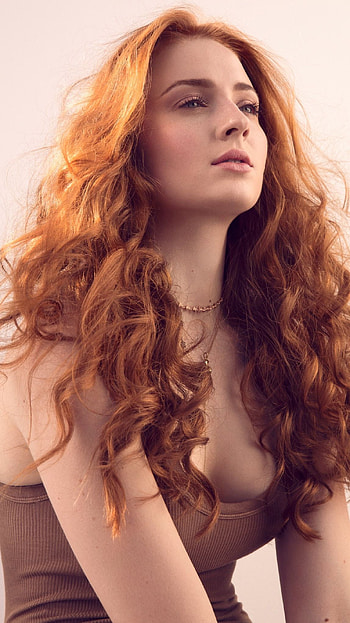 Sophie Turner, hollywood actress HD phone wallpaper