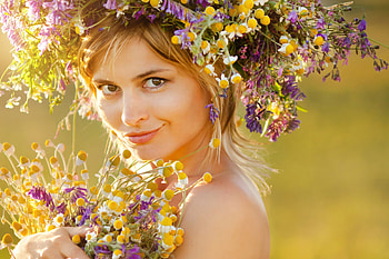 Wild Flowers, colorful, women, flowers, beauty HD wallpaper
