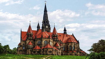 glorious st. martins church, steeple, grass, church, red roof HD wallpaper