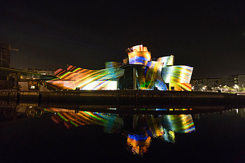 20 years celebration, Guggenheim Bilbao, Milestone anniversary, Cultural impact HD wallpaper