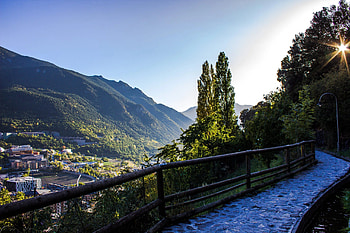 Best places to live, Relocating to Andorra, Ideal locations, Local insights HD wallpaper