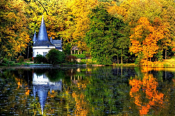 MAINE ON AUTUMN, coast, fall, reflexions, landscapes, lakes, leaves, ponds, cabins, , autumn, water, forest HD wallpaper