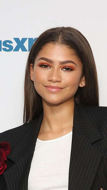 Zendaya Coleman, Hollywood, Actor HD phone wallpaper