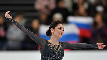 Evgenia Medvedeva, World figure skating championships, Defends title, Aged 17 HD wallpaper