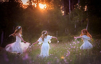 little girl, childhood, blonde, fair, nice, adorable, bonny, sunset, sweet, Belle, white, smile, Hair, girl, tree, comely, sightly, pretty, face, nature, lovely, pure, child, graphy, cute, baby, Nexus, beauty, play, kid, 3 girls, beautiful, people, little, pink, Fun, princess, dainty HD wallpaper