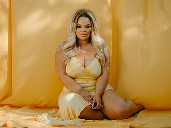 Trisha Paytas, YouTube empire, Online success, Content creator HD wallpaper